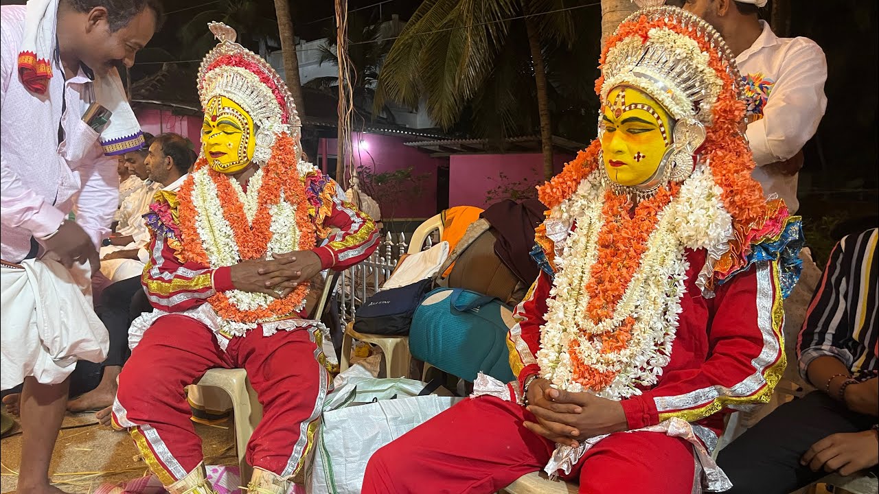ವಾರಾಹಿ ಪಂಜುರ್ಲಿ ದೈವದ  ಕೋಲ | Varahi Panjurli Kola | Shree Durgaparameshwari Temple | Kodi Bengre
