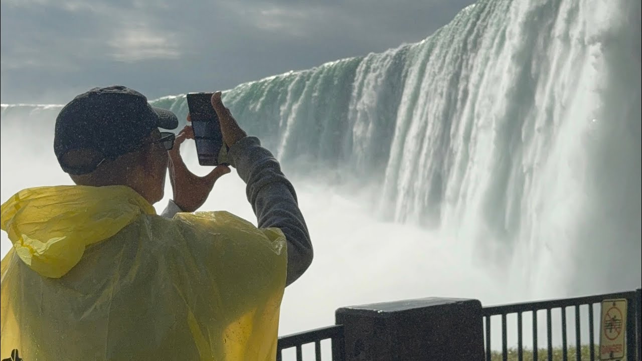 Niagara Falls Closer Look