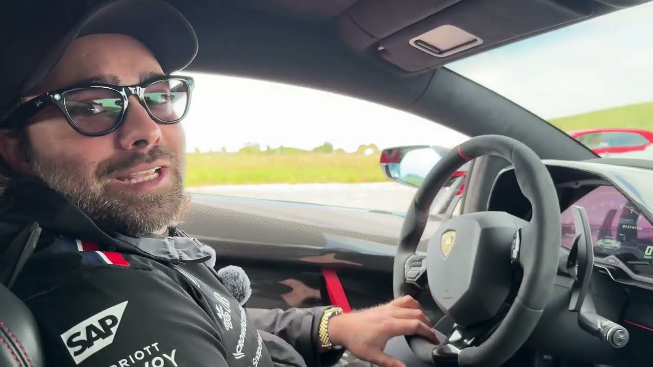 DRAG RACE EN LAMBO AVENTADOR SVJ !