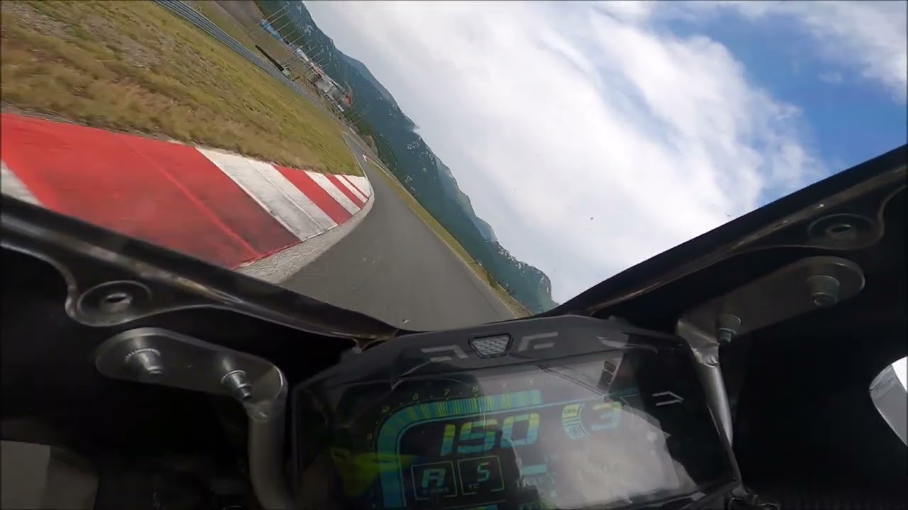 Sprintrennen PPT1000 - Rijeka 1,35.4 - GSX-R1000R