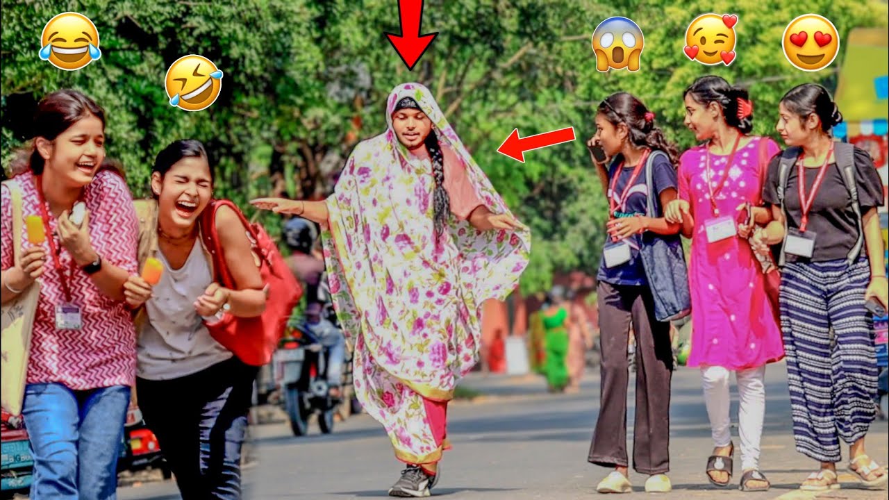 Gulabi Sadi 💘 | Walking Ladies Style Prank 2024 🤣 ‎| Epic Reaction 😂 @gmasstv