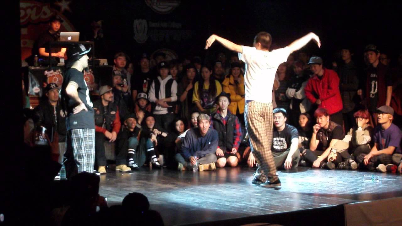 Kei vs Hoan - Funk Stylers Vol. 5 2012 - Popping Semifinals