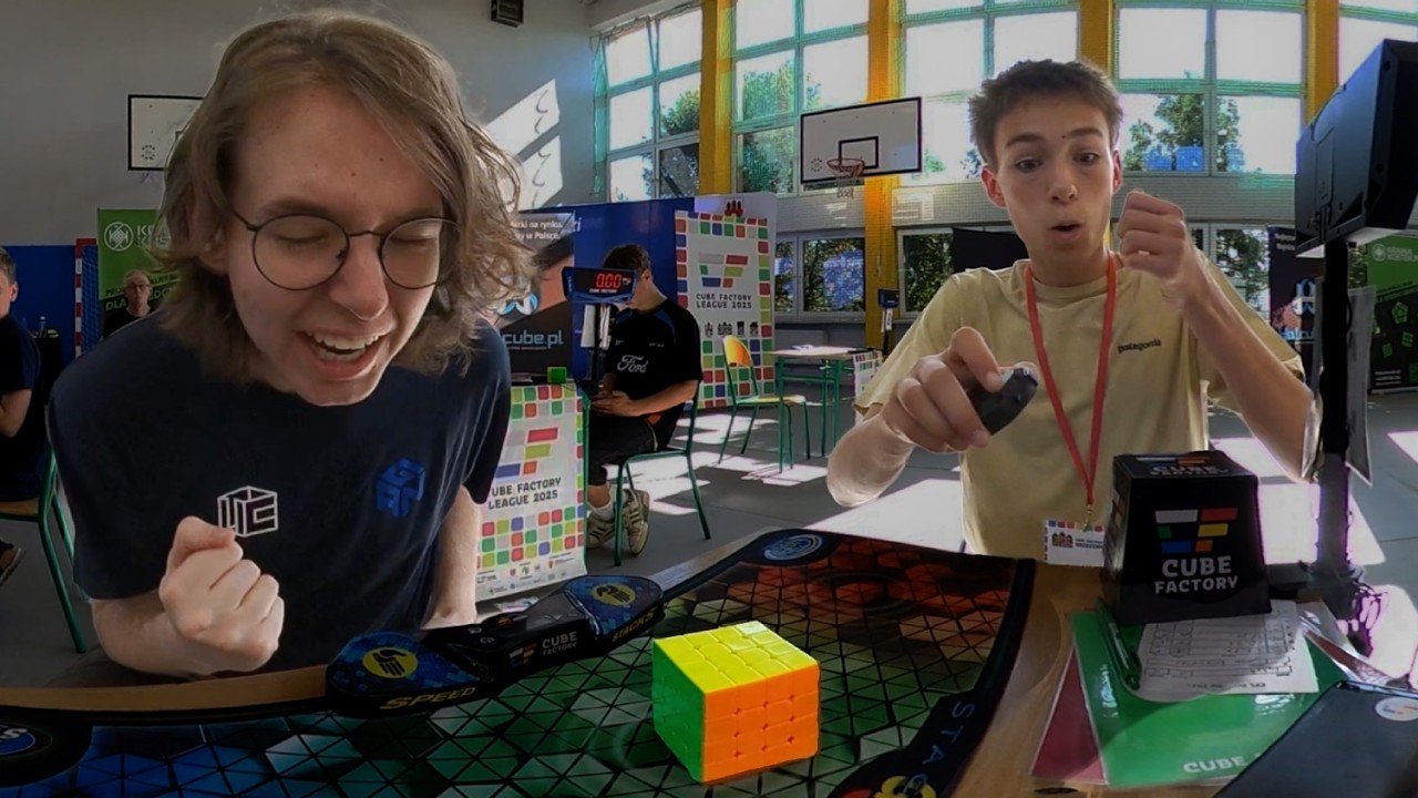 World's First sub 19 - 18.88s 4x4 Rubik's Cube World Record Average