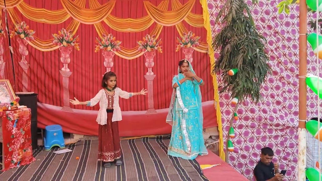 Duniya chand pe..... Meera model public school🎒📚