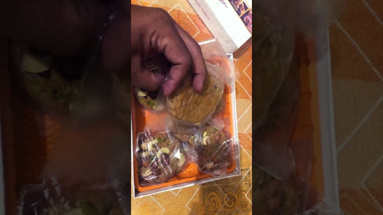 Old Delhi&rsquo;s Oldest Sweet shop  Chaina Ram Sindhi Halwai #Sohan #halwa #Delhi #Chandni #Chowk