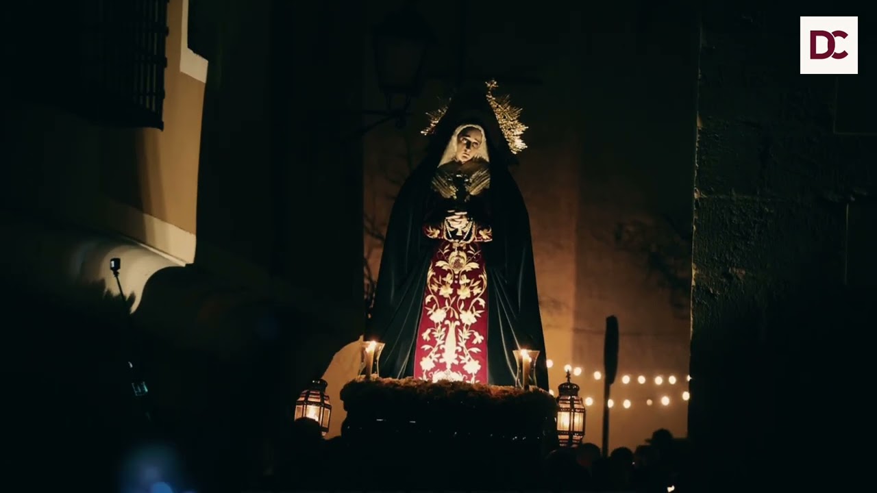 El rosario vespertino de la Dolorosa revive una procesión histórica en su décimo aniversario