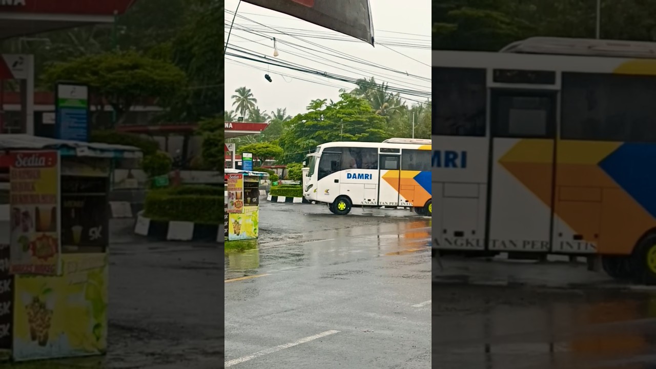 Bus DAMRI masuk SPBU #automobile #car #damri