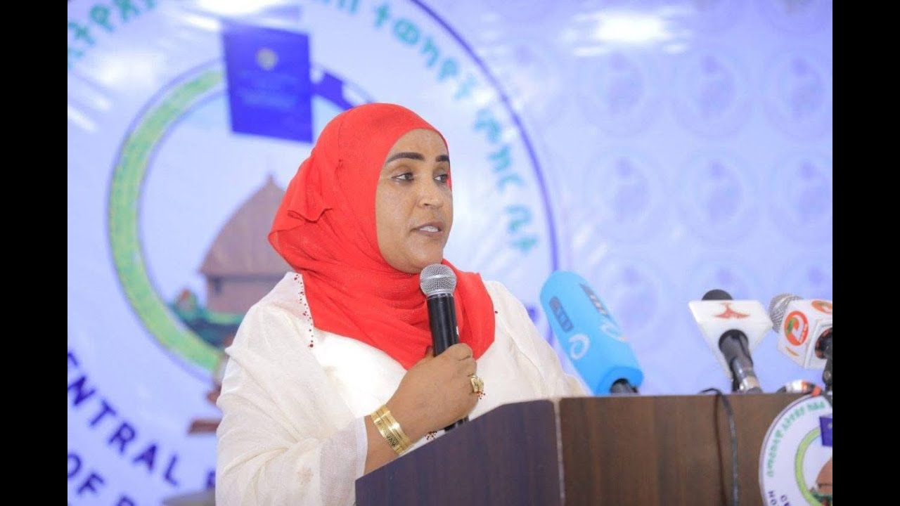የማዕከላዊ ኢትዮጵያ ክልል ሕዝብ ተወካዮች ምክር ዋና አፈ ጉባኤ ወ/ሮ ፋጤ ስርሞሎ በክልሉ ሕዝብ ተወካዮች ምክር ቤት 6ኛ ዙር 5ኛ ዓመት የሥራ ዘመን...
