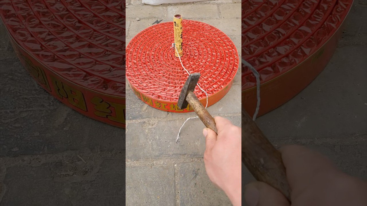 Geht dieses Feuerwerk an? 💥🔨
