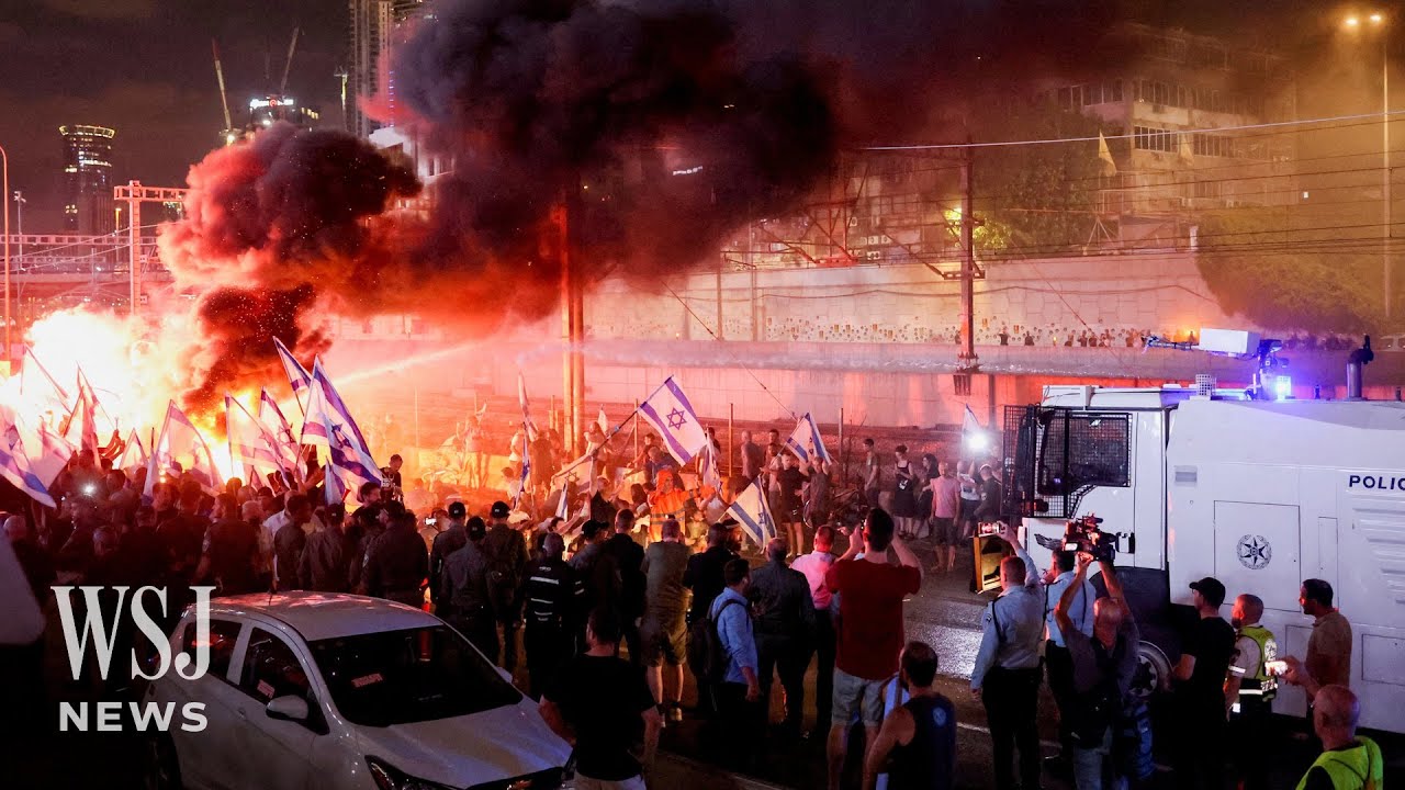 Israeli Protesters Block Tel Aviv Highways After Police Chief Quits | WSJ News