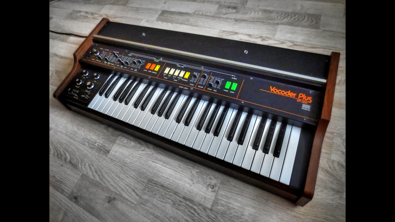 ROLAND VP-330 