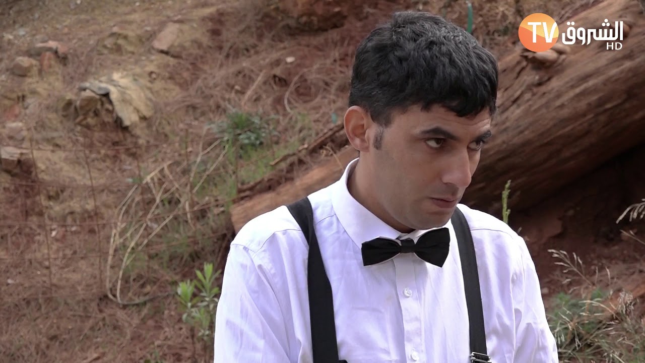 تموت بضحك . #صيني و جعفر ڨليع ڨلبي في سكاتش بطريقة سينمائية عالمية