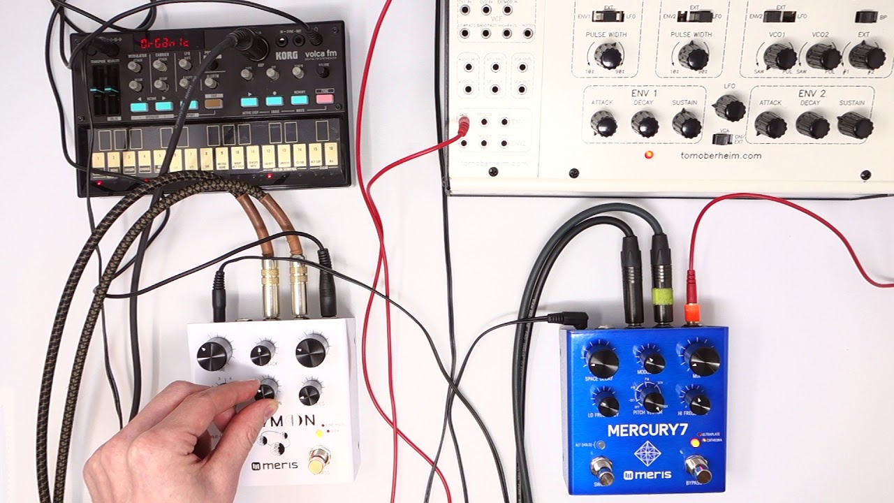 Meris Mercury 7 Reverb & Polymoon Delay Synth Demo