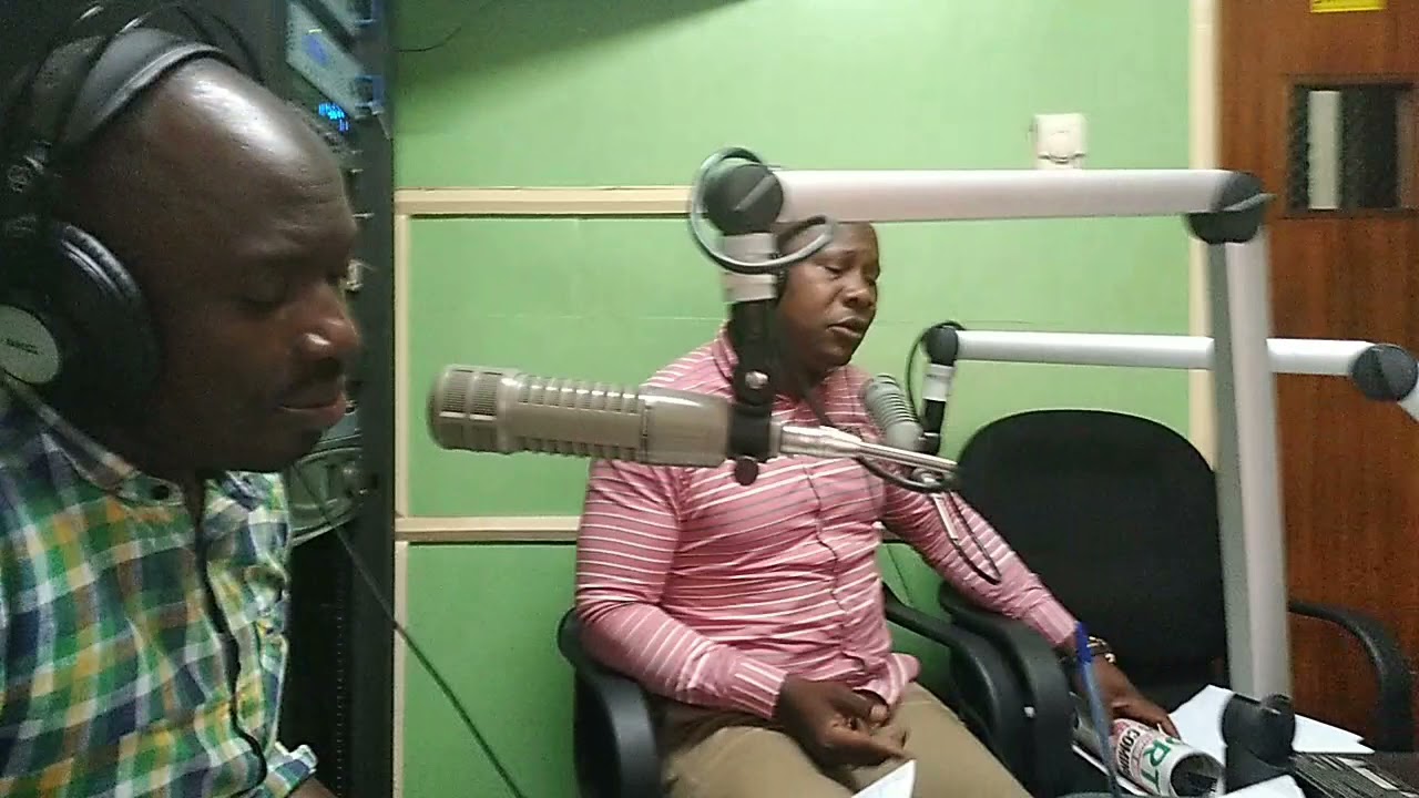 Kiki ekigeza battocks 
Kidomole, Mbabali maliseri and omulangira Ndawusi.