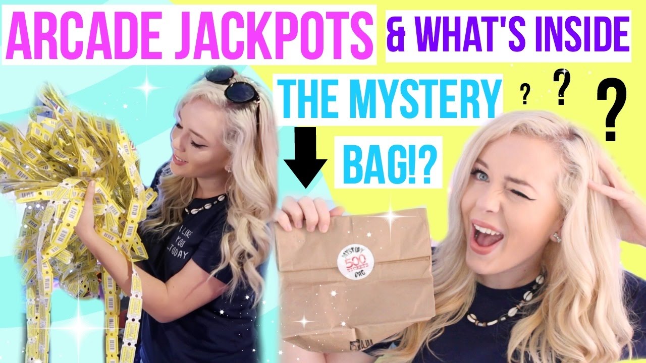 Winning HUGE Arcade Jackpots & What's Inside the Mystery Bag?! -SeaWorld Arcade!