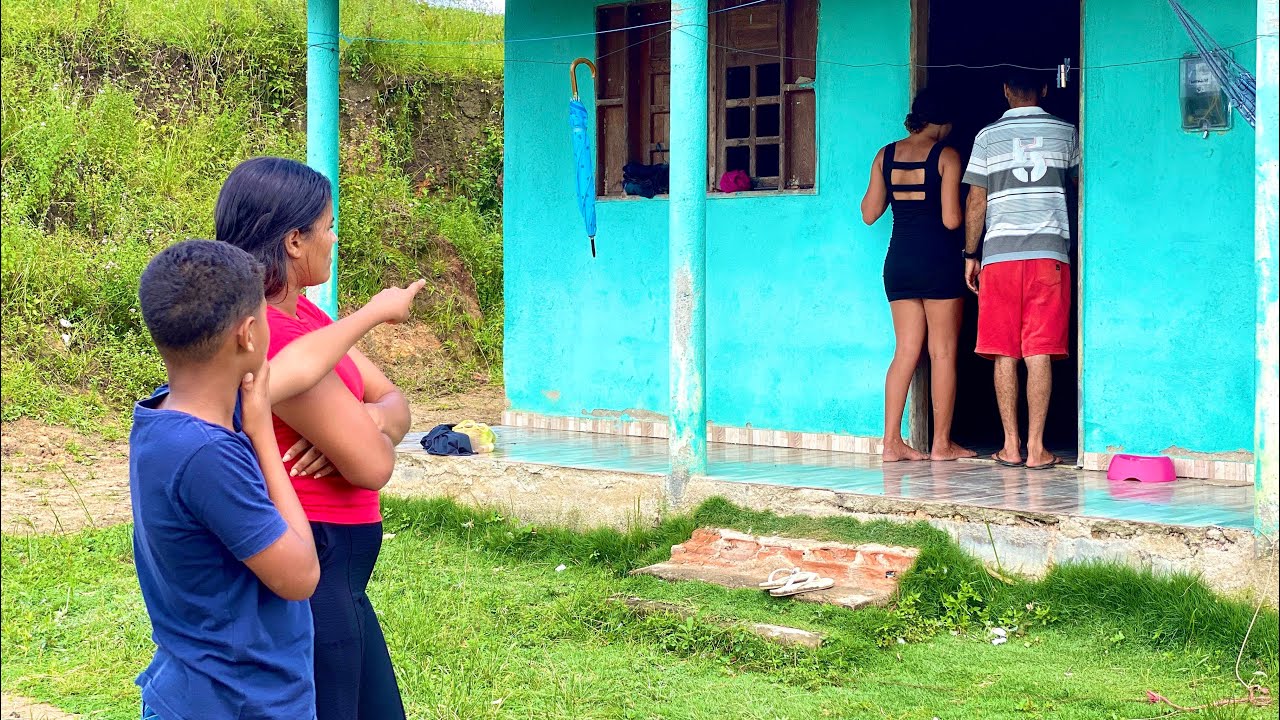Homem Despreza Sua Família Para Ficar Com Mulher Do Mundão 