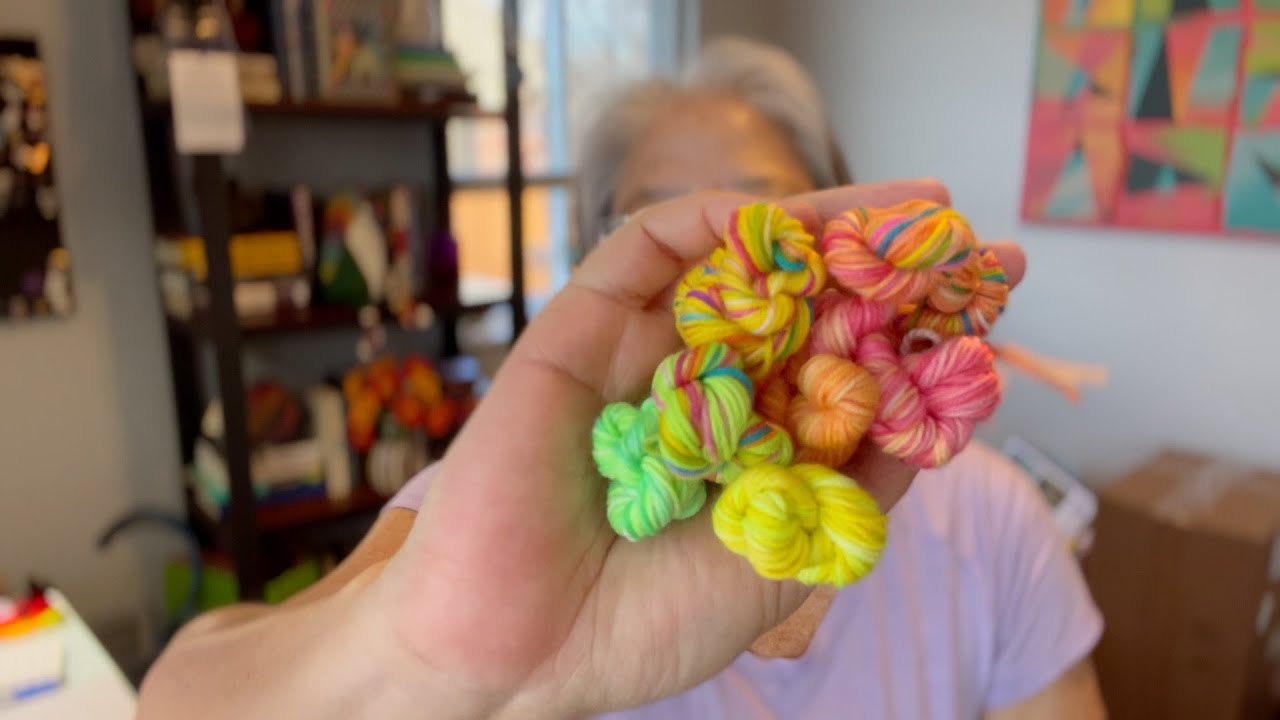 Still Over Here Knitting Christmas Gifts| BobbleHeadKnits Ep. 119