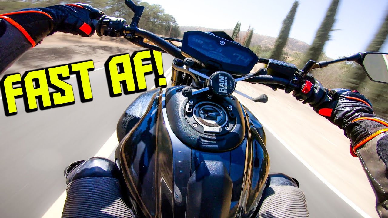 FASTEST YAMAHA FZ07 SMASHES DOWNHILL! #MAXYDAILY #041