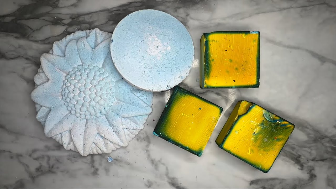 Crunchy Green Dyed Gym Chalk & Blue Reforms | ASMR