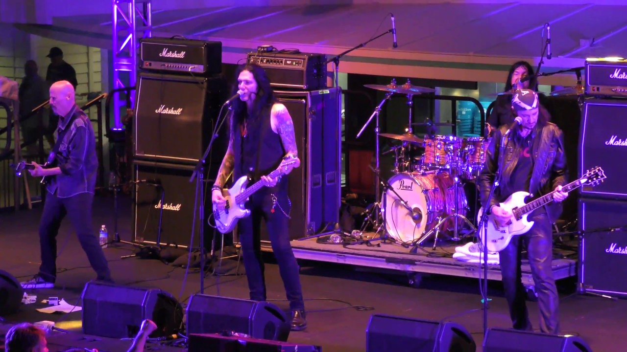 Kiss Kruise VII  - 