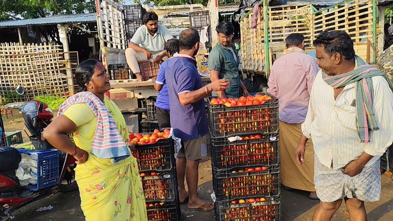 🥺ఏదో మా పరిస్థితి బాగా లేనప్పటికీ దేవుడు మీదే భారం వేస్తూ ఓ చిన్న వ్యాపారం మొదలుపెట్టాం ఎలా ఉంటుందో