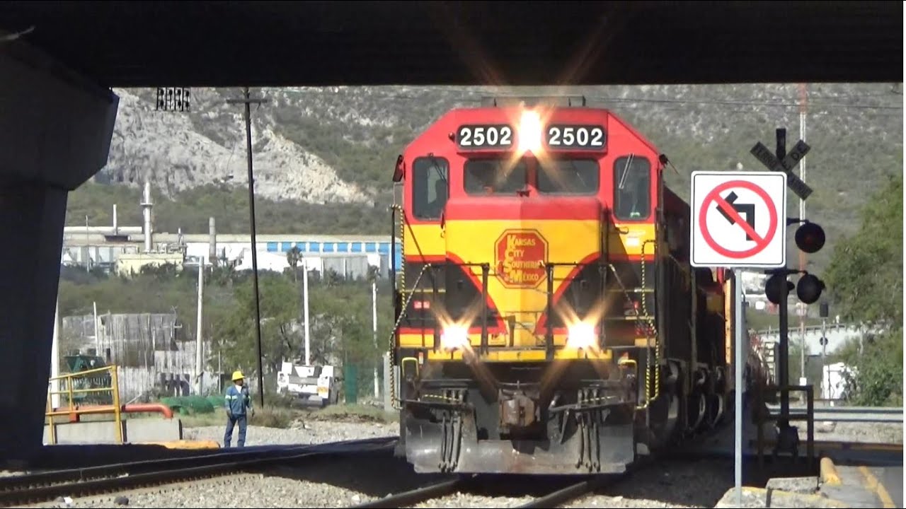 Intenso Trafico de Trenes en Monterrey Nuevo Leon ( KCSM)