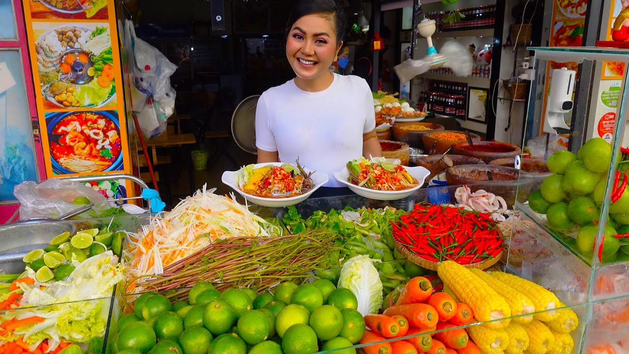 3 Countries Combined! Khmer, Thai & Lao Spicy Papaya Salad (Bok Lahong) - Cambodian Street Food