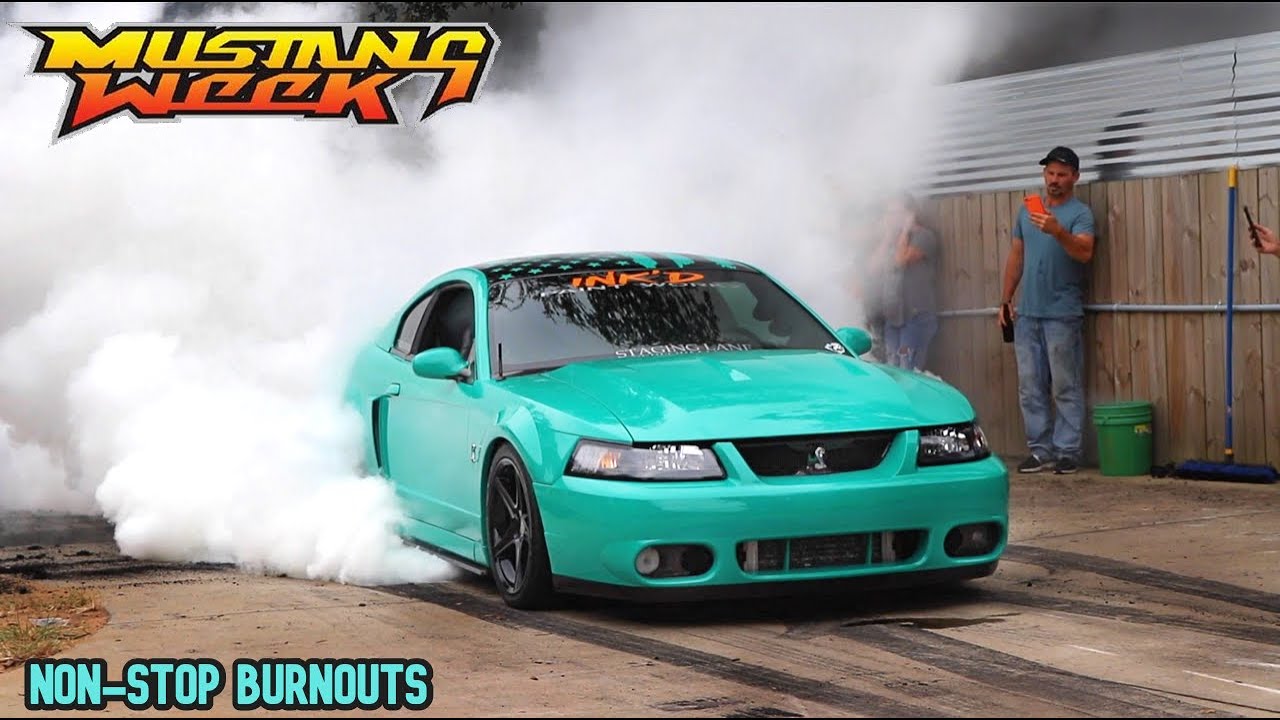 MASSIVE BURNOUTS AT MUSTANG WEEK 2020