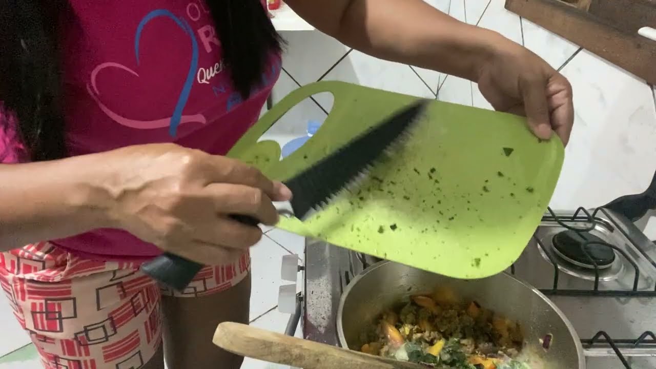 Vamos fazer uma janta hoje arroz com carne moída 