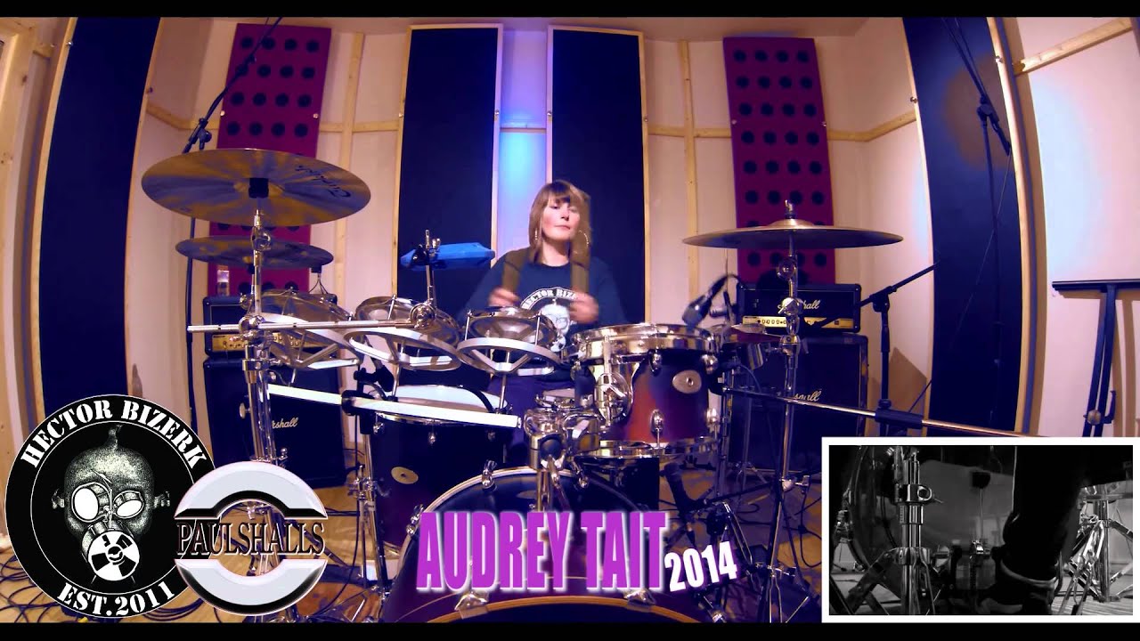 Hit Like A Girl 2014 - Audrey Tait