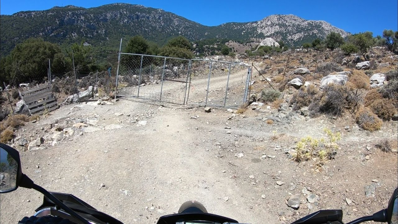 Crossing the South of Mount Dikti - Part 1 - Metaxohori to Mirtos Upstream