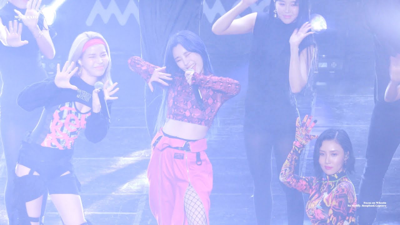 [4K]191114 reality in black FAN SHOWCASE 마마무 휘인 I'm your fan 직캠 MAMAMOO WHEEIN FANCAM
