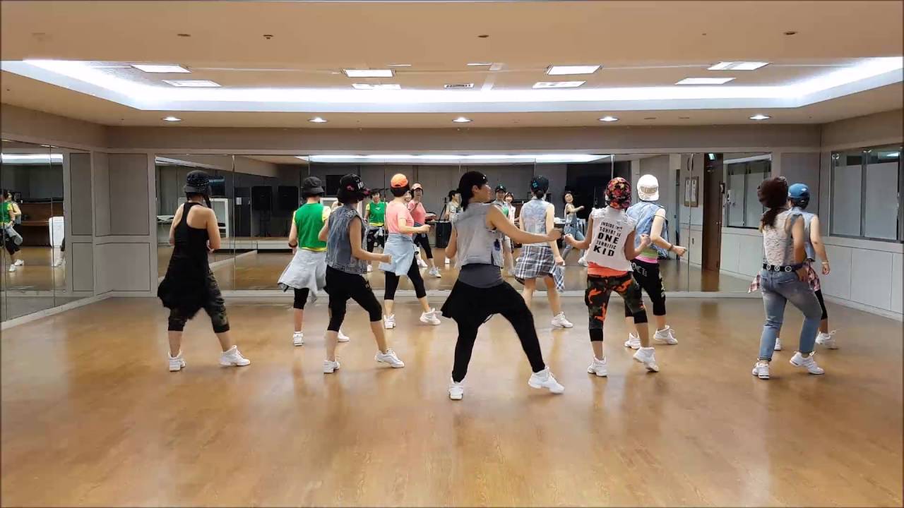 Get It Baby Line Dance(Intermediate Level)