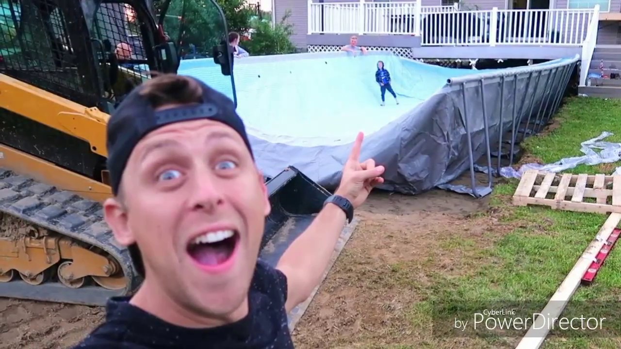 BUILDING HUGE FOAM PIT/POOL!!