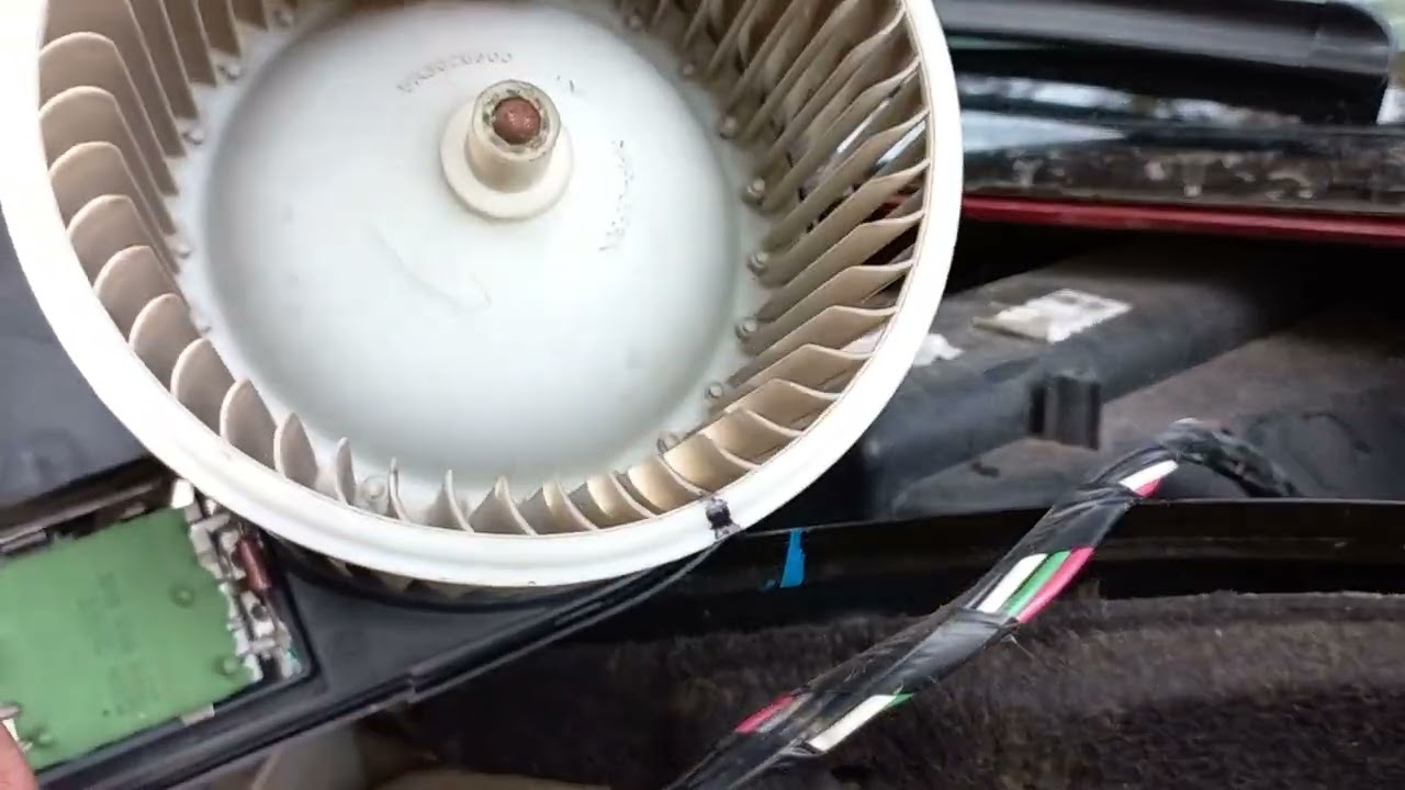 Cómo sacar el ventilador/turbina de calefacción Renault Clío/Platina Mio
