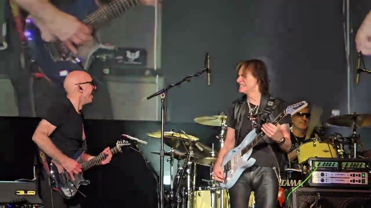 Enter the Sandman  -  Steve Vai & Joe Satriani - 5/5/2024