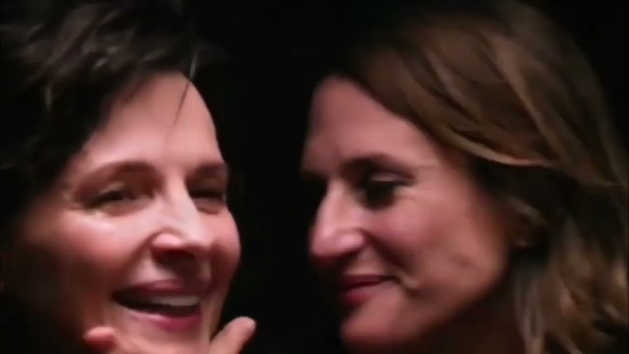 Camille Cottin & Juliette Binoche like drunk girlfriends