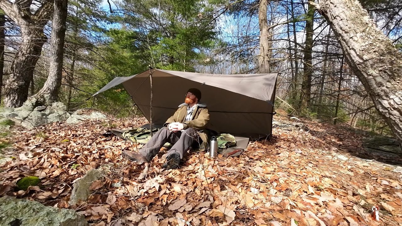 Overnight camp, no sleeping bag - Tarp shelter - Steak on sticks