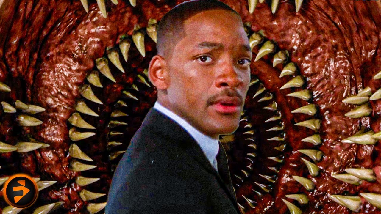 Will Smith vs. The Giant Worm in the Subway | MEN IN BLACK 2