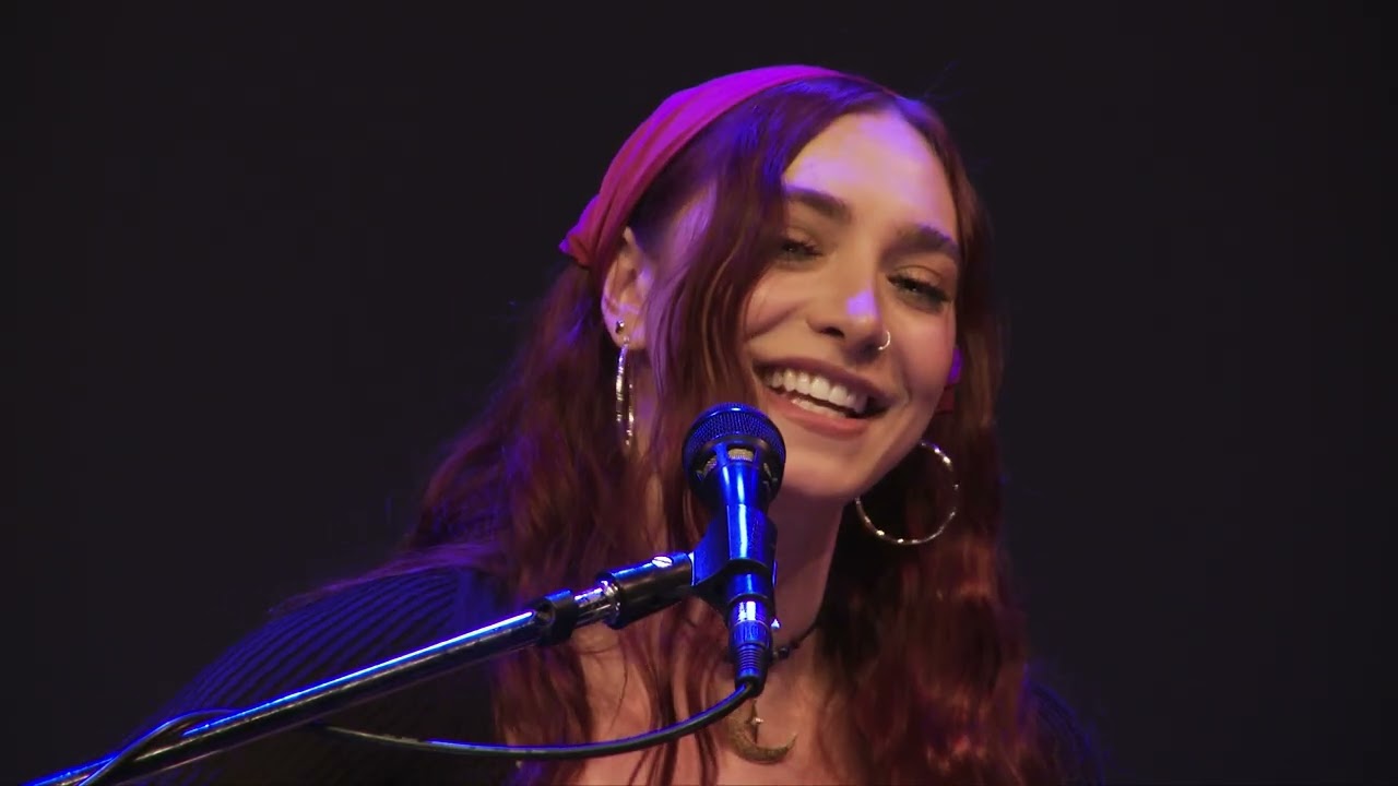 Anna Graves - Minnesota On My Mind | 101.9 KINK | PNC Live Studio Session