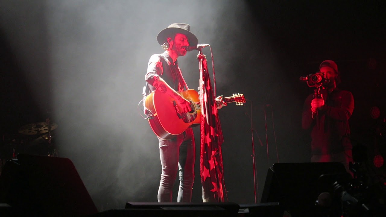 Leiva - Vis a vis - 2019-12-30 Madrid Nuclear