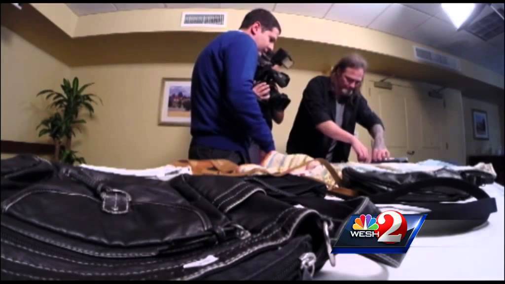 Raw video: 'Murderabilia' website owner shows off his merchandise