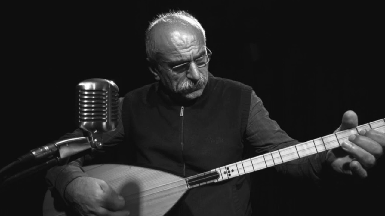Sinan Akçal - Var Sağa Demelerum