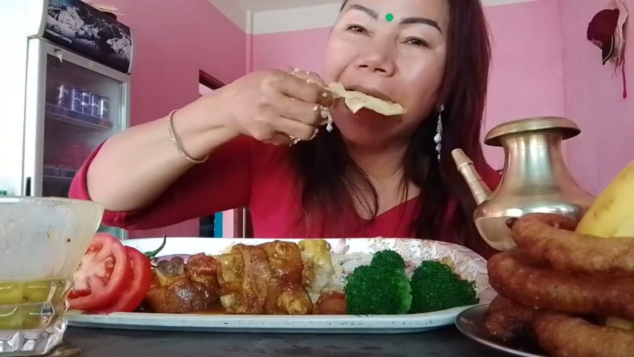 Sugurko khutako achar dal vhat sahtma selroti🙏♥️
