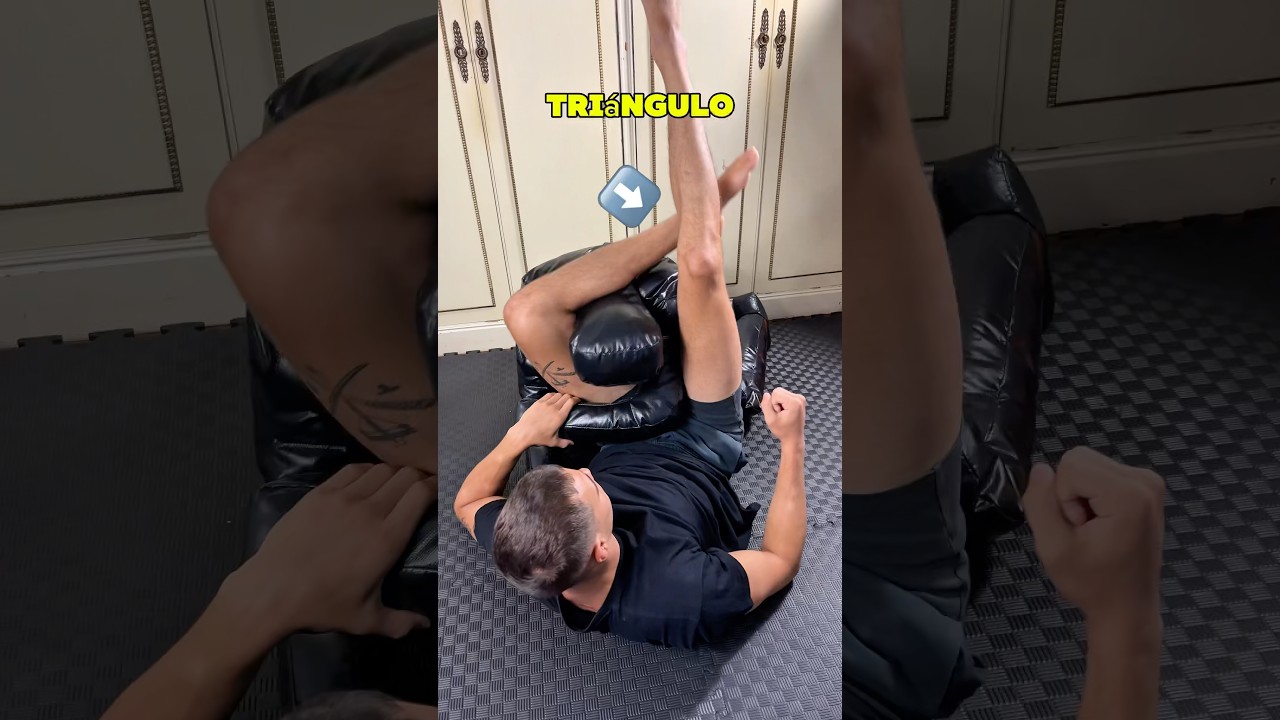 Triángulo de piernas by Yair Rodríguez🔥