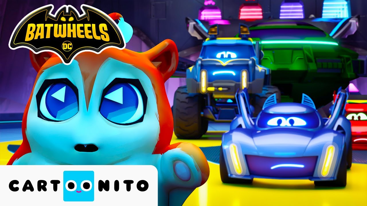 Playing with the Alien Pet | Batwheels | Cartoonito