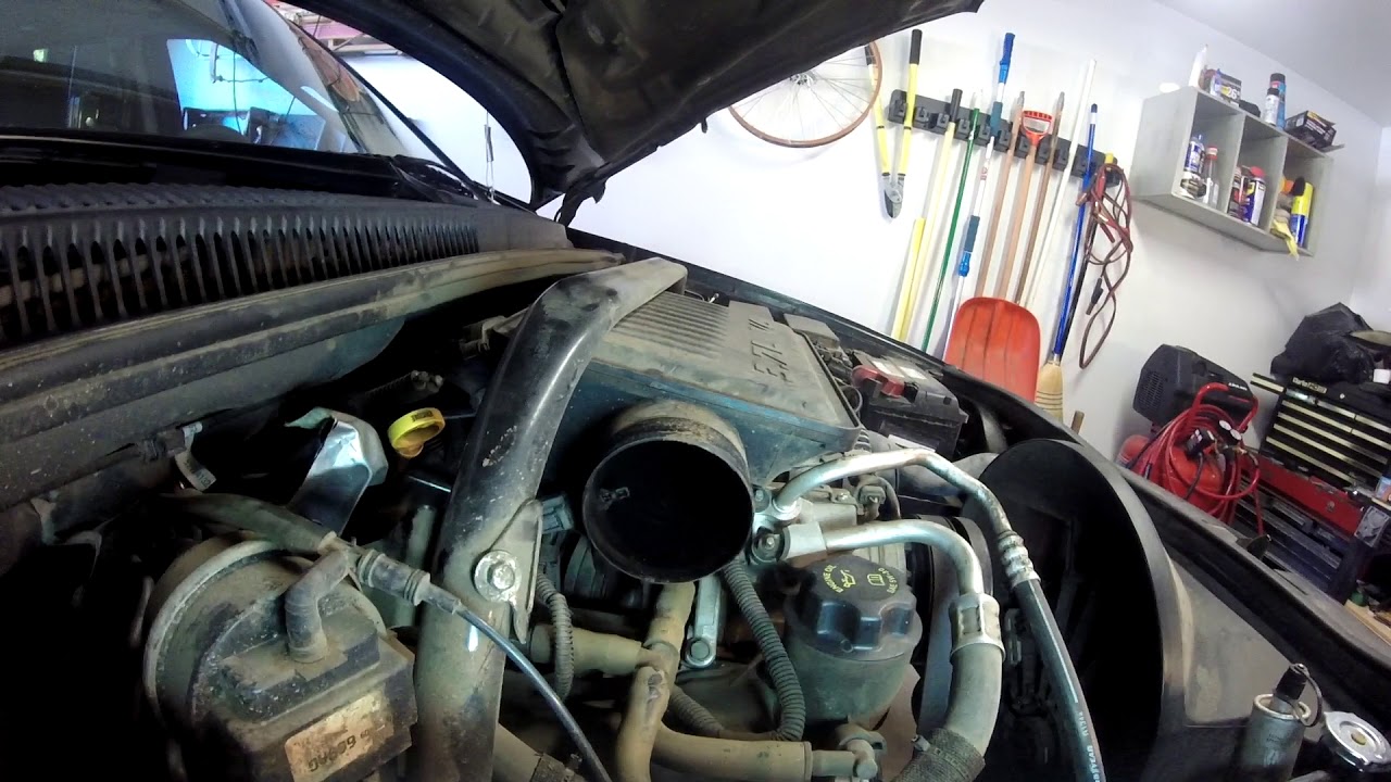 How to Remove Air Intake 2006 Grand Cherokee 3.7 Liter WK.