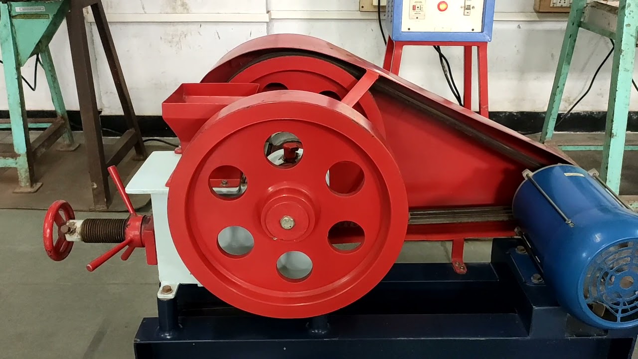 हिंदी मे - Jaw Crusher Practical or Demo in Mechanical Operation
