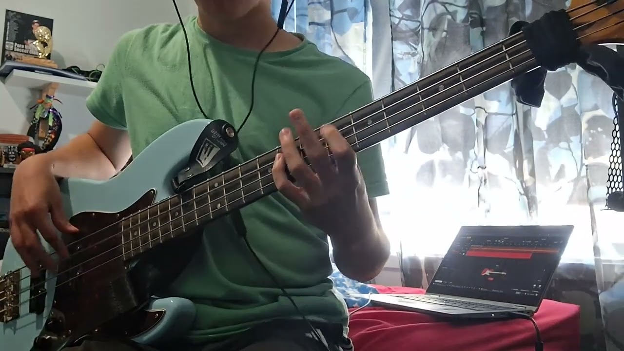 RAYE - Worth It. (Bass Cover)