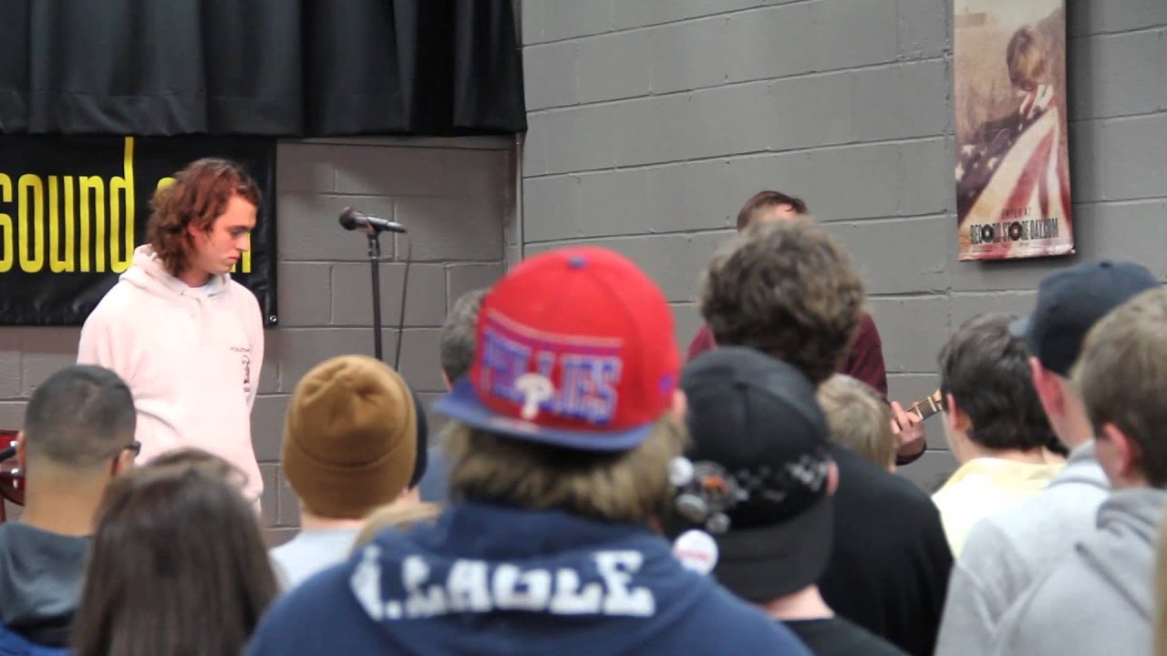 Title Fight - Head in the Ceiling Fan (acoustic)